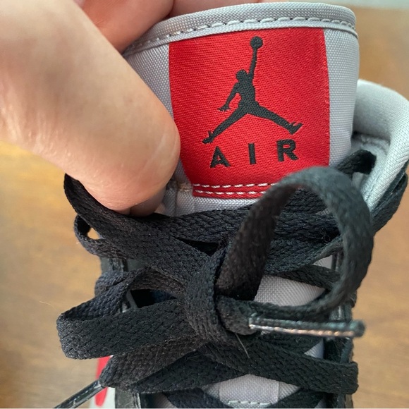 Nike Air Jordan High Top Women’s Sneakers Black Burgundy Grey 9 Kicks - Picture 7 of 10